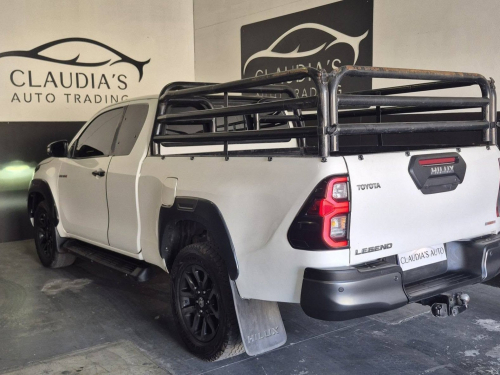 Toyota Hilux 2.8l E/Cab 4x2 manual in Namibia