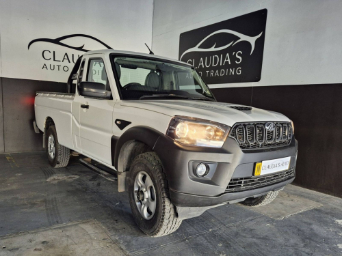Mahindra Pik Up S4 4x4 in Namibia