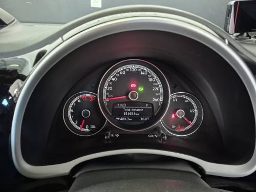 Volkswagen Beetle R-line in Namibia
