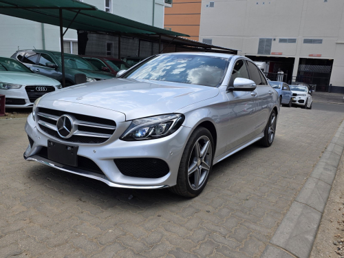 Used Mercedes-Benz C200 AVG AMG-Line for sale in Windhoek