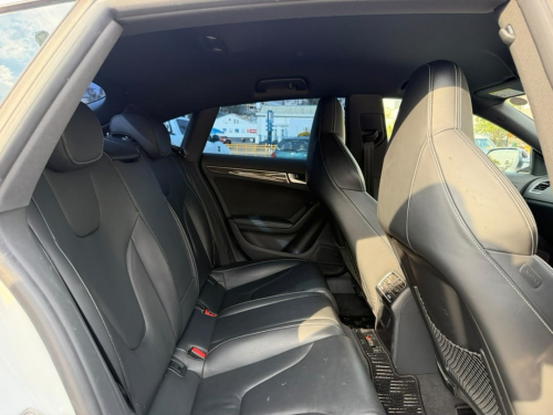Audi S5 SPORTBACK V6 in Namibia