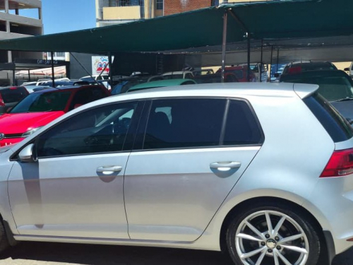 Volkswagen Golf TSI HighLine BlueMotionTechnology in Namibia