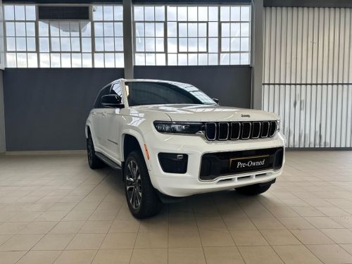 Jeep Grand Cherokee in Namibia