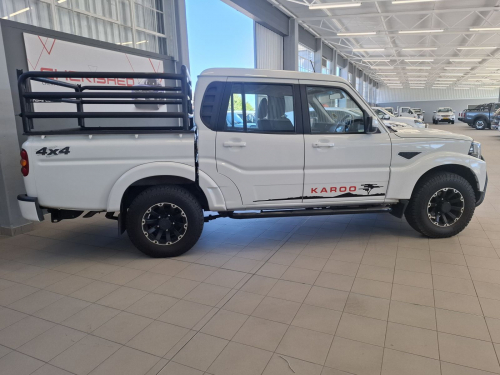 Mahindra Pik 2.2 Mhawk S11 4x4 AT in Namibia