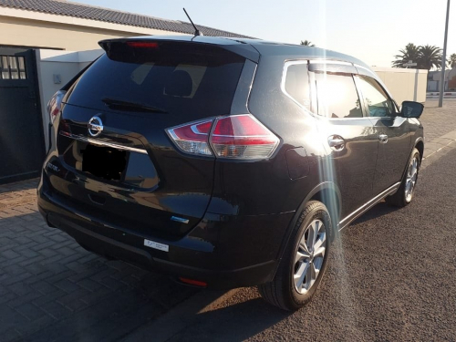Nissan Nissan X-Trail 2.0 4x4 a/t in Namibia