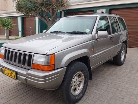 Jeep Grand Cherokee 4.4 LTD a/t 4x4 in Namibia