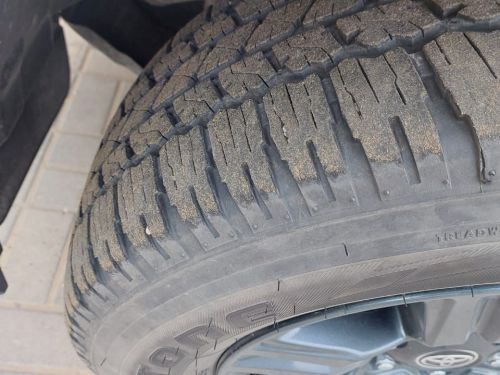 Toyota Hilux D/Cab 2.4 Gd-6 4x2 manual in Namibia