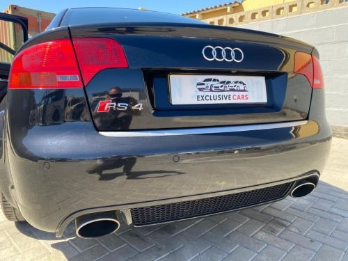 Audi RS4 Quattro 4.2 V8 manual in Namibia