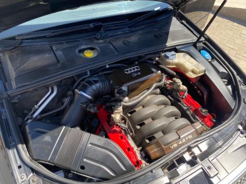 Audi RS4 Quattro 4.2 V8 manual in Namibia