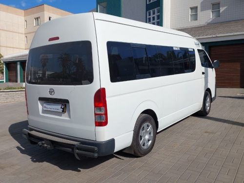 Toyota Quantum 2.7 Sesfikile 16 Seater & Sunroof in Namibia
