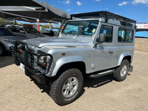 Land Rover Defender Puma 2.4 Diesel in Namibia
