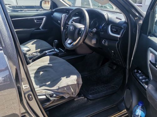 Toyota Fortuner 2.4 Gd-6 a/t 4x2 in Namibia
