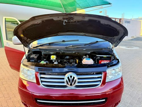 Volkswagen T5 Multi-Van 4Motion R-line in Namibia