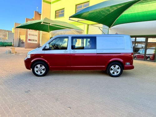 Volkswagen T5 Multi-Van 4Motion R-line in Namibia