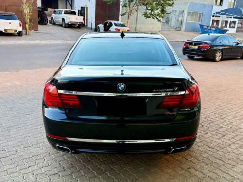 BMW 740 in Namibia