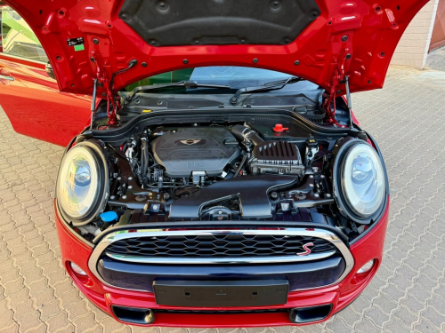 Mini Cooper in Namibia