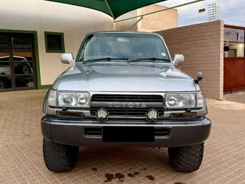 Toyota Land Cruiser J80 4500 EFI in Namibia