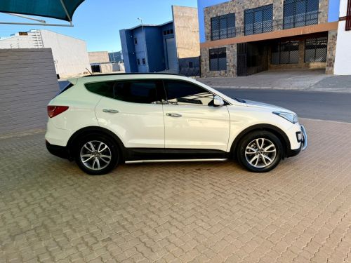 Hyundai Santa Fe in Namibia