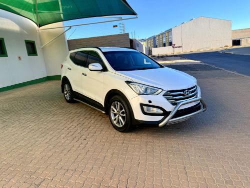 Hyundai Santa Fe in Namibia