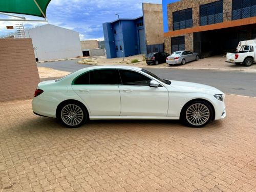 Mercedes-Benz E220 in Namibia