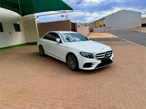 Mercedes-Benz E220 in Namibia