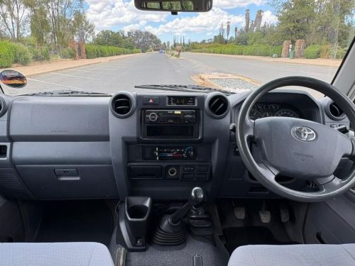Toyota Toyota Land cruiser D/Cab V8 Diesel in Namibia
