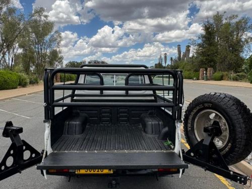 Toyota Toyota Land cruiser D/Cab V8 Diesel in Namibia