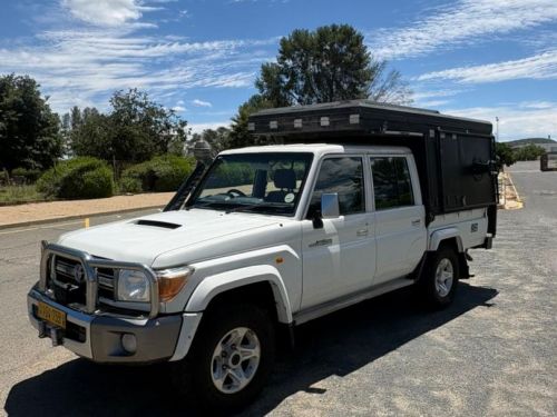 Toyota Toyota Land Cruiser V8 Diesel Camper in Namibia