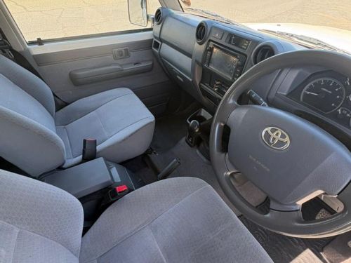 Toyota Toyota Land Cruiser V8 Diesel Camper in Namibia