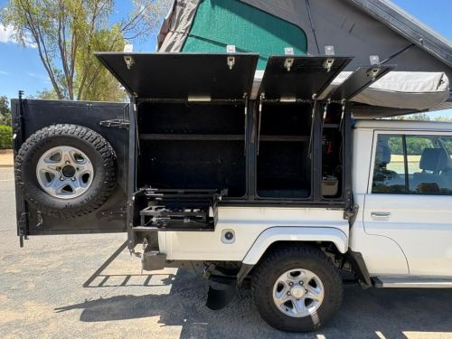 Toyota Toyota Land Cruiser V8 Diesel Camper in Namibia