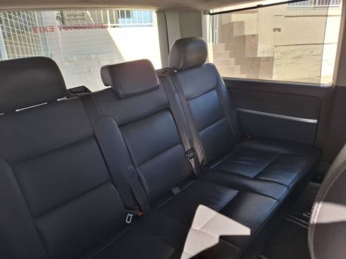 Volkswagen T5 Caravelle 2.0 BiTDi DSG 4MOT in Namibia