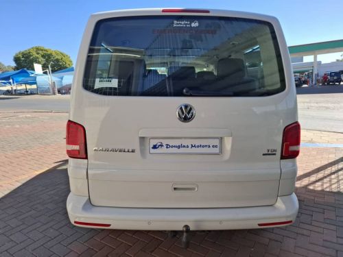 Volkswagen T5 Caravelle 2.0 BiTDi DSG 4MOT in Namibia