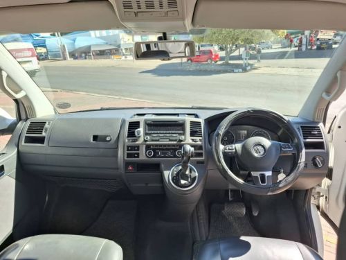 Volkswagen T5 Caravelle 2.0 BiTDi DSG 4MOT in Namibia