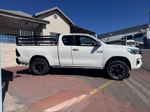Toyota Hilux 2.8 Legend 50 GD-6 Raider 4X4 P/U E/Cab in Namibia