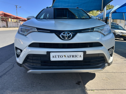 Toyota RAV4   4x4 in Namibia