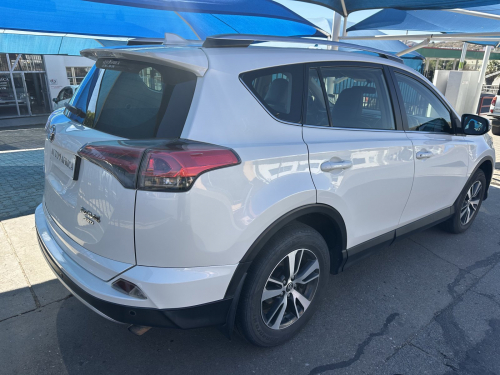 Toyota RAV4   4x4 in Namibia