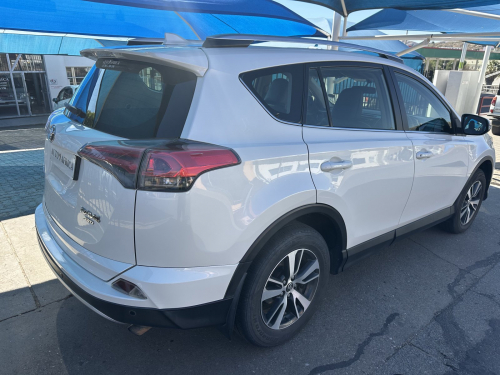 Toyota RAV4   4x4 in Namibia