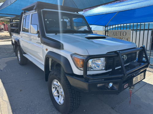 Used Toyota Landcruiser 4.5 V8 7Diesel D/C 4x4 Manual for sale in Windhoek