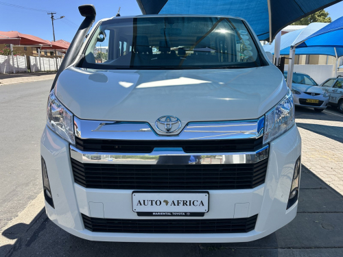 Toyota Quantum 2.8 GL Manual 4x4 11 Seater in Namibia