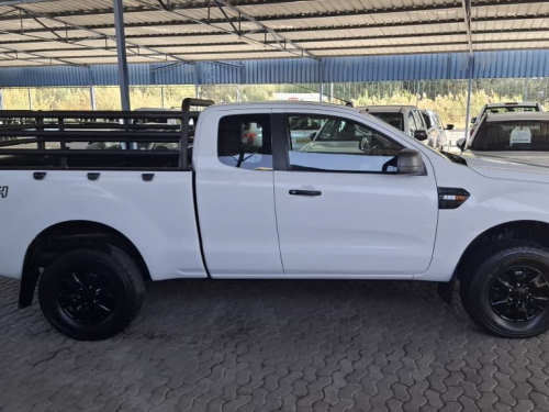 Ford RANGER 2.2 XL 4X4 EXT CAB MAN in Namibia