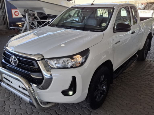 Toyota HILUX 2.4 GD6 RAIDER 4X2 EXT/CAB in Namibia
