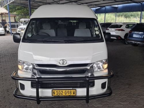 Toyota QUANTUM 2.5 D4D GL 14 SEATER in Namibia