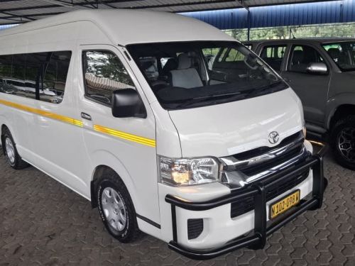 Toyota QUANTUM 2.5 D4D GL 14 SEATER in Namibia