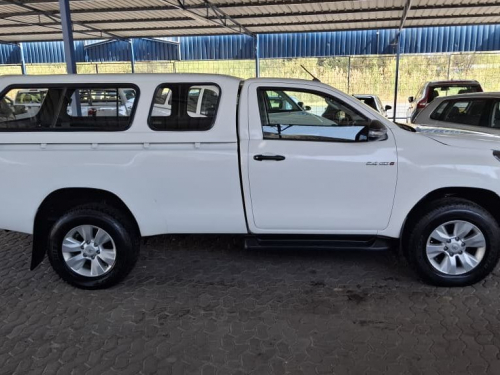 Toyota HILUX 2.4 GD6 SRX 4X4 S/CAB MAN in Namibia