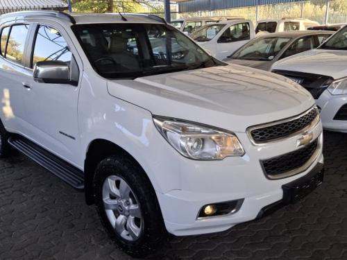 Chevrolet TRAILBLAZER 2.8 4X4 AUTO in Namibia
