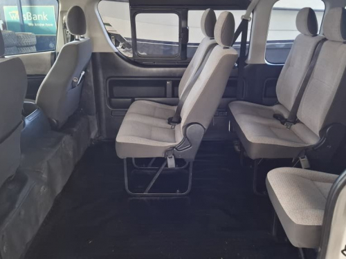 Toyota QUANTUM 2.5 D4D GL 14 SEATER in Namibia