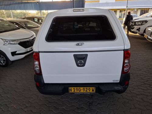Nissan NP200 1.6 A/CON SAFETY PACK in Namibia