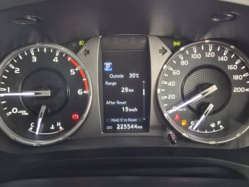 Toyota HILUX 2.4 GD6 RAIDER D/CAB 4X4 AUTO in Namibia