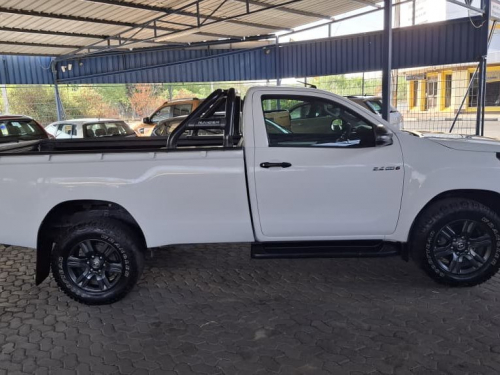 Toyota HILUX 2.4 GD6 RAIDER 4X2 S/CAB MAN in Namibia