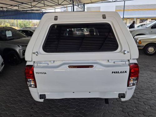 Toyota HILUX 2.4 GD 4X2 LWB S/CAB in Namibia